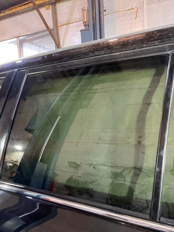 Стекло двери Lexus Lx570 2017 6811460331 URJ202 3UR-FE 5.7, заднее левое