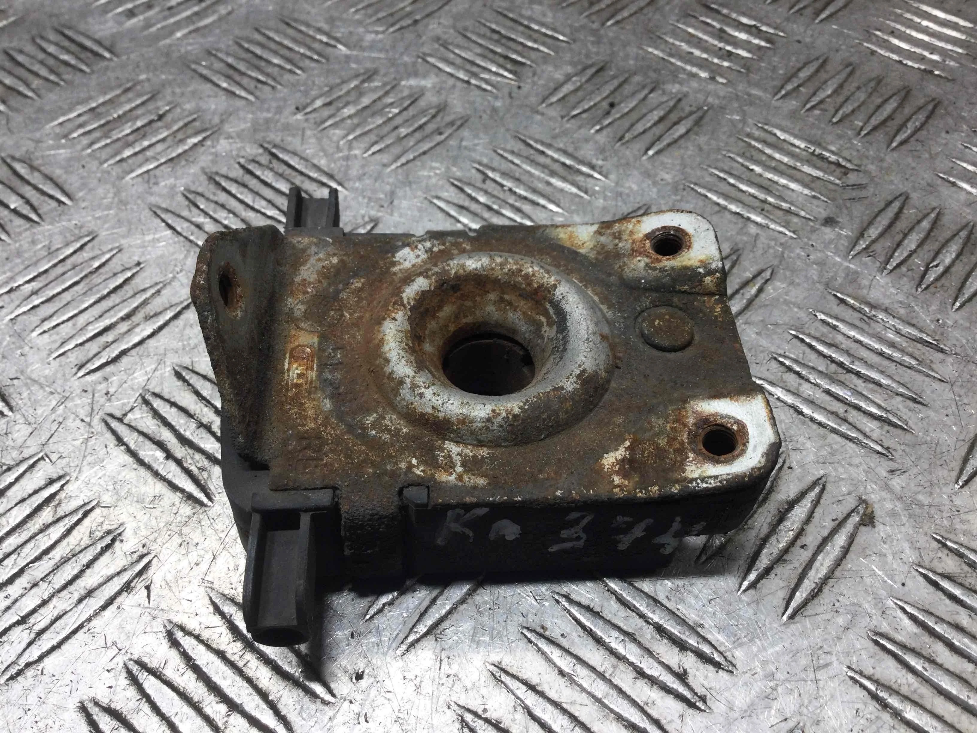 Замок капота BMW X5 E53 (1999-2003) дизель 3.0 TDI Автомат Внедорожник