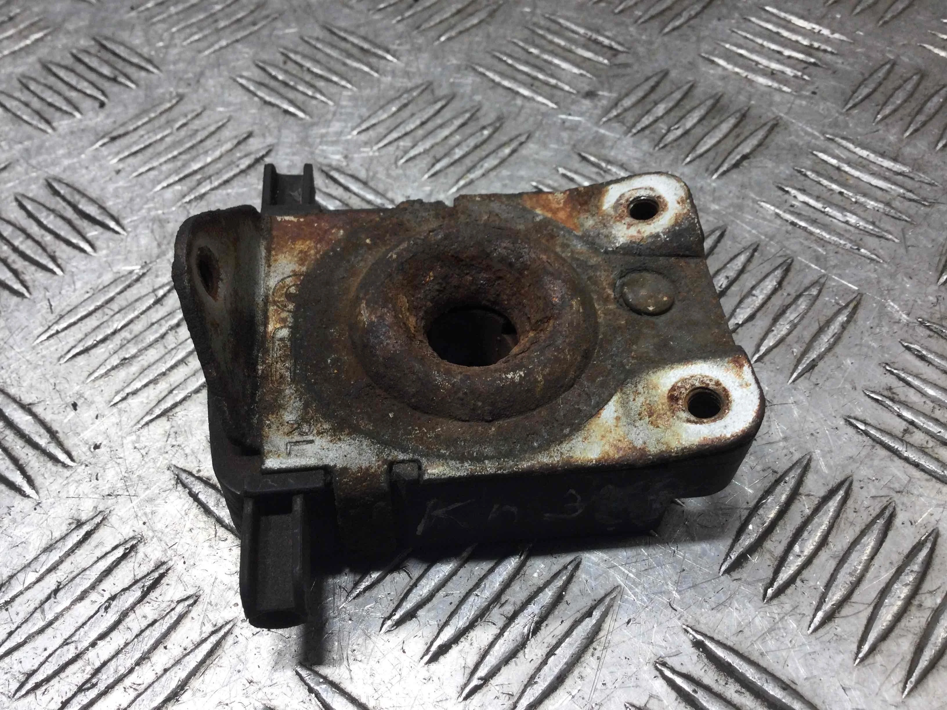 Замок капота BMW X5 E53 (1999-2003) дизель 3.0 TDI Автомат Внедорожник