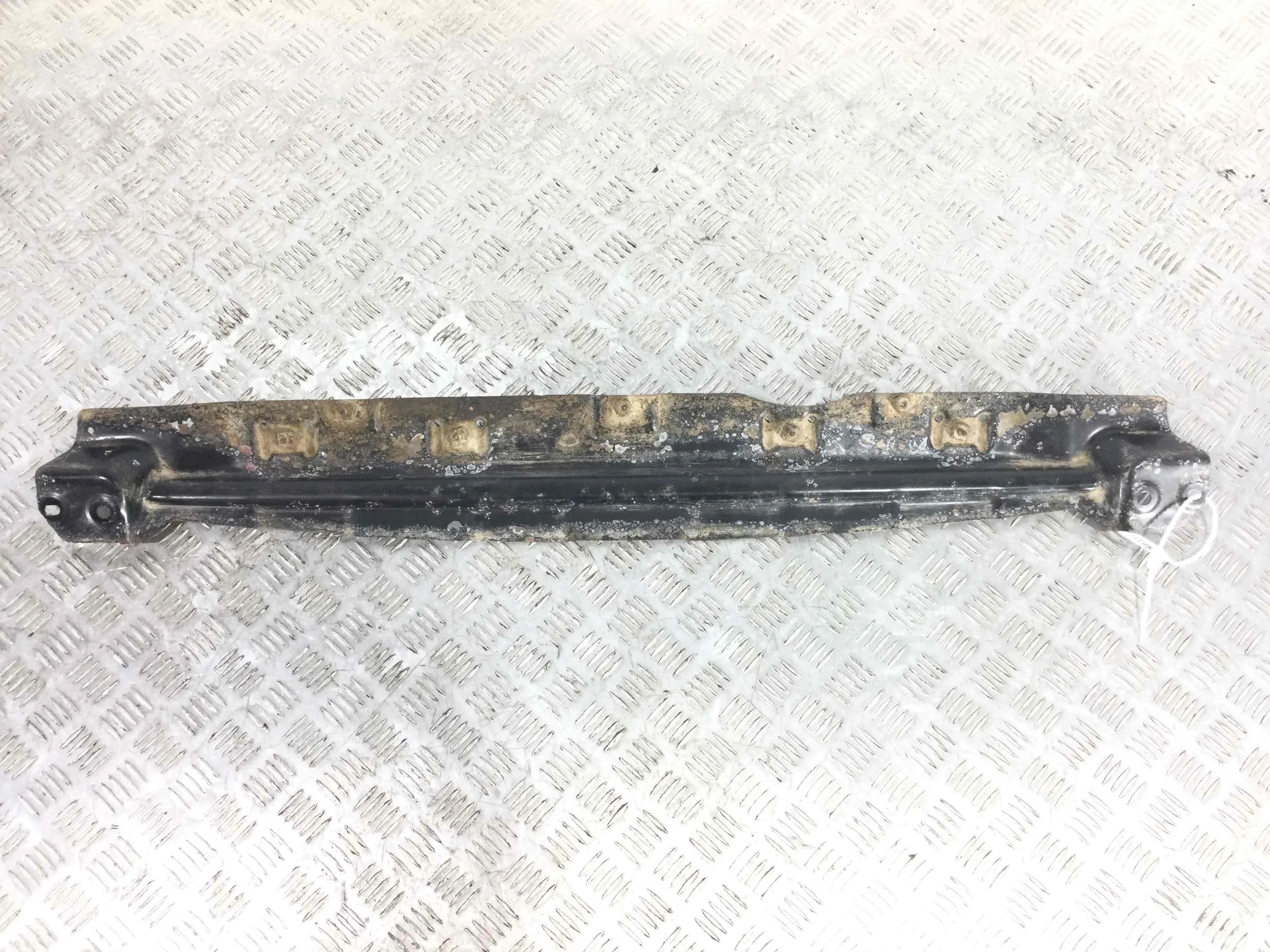 Балка под радиатор Volkswagen Touareg 1 поколение 2002-2007 дизель 2.5 TD Автомат Внедорожник