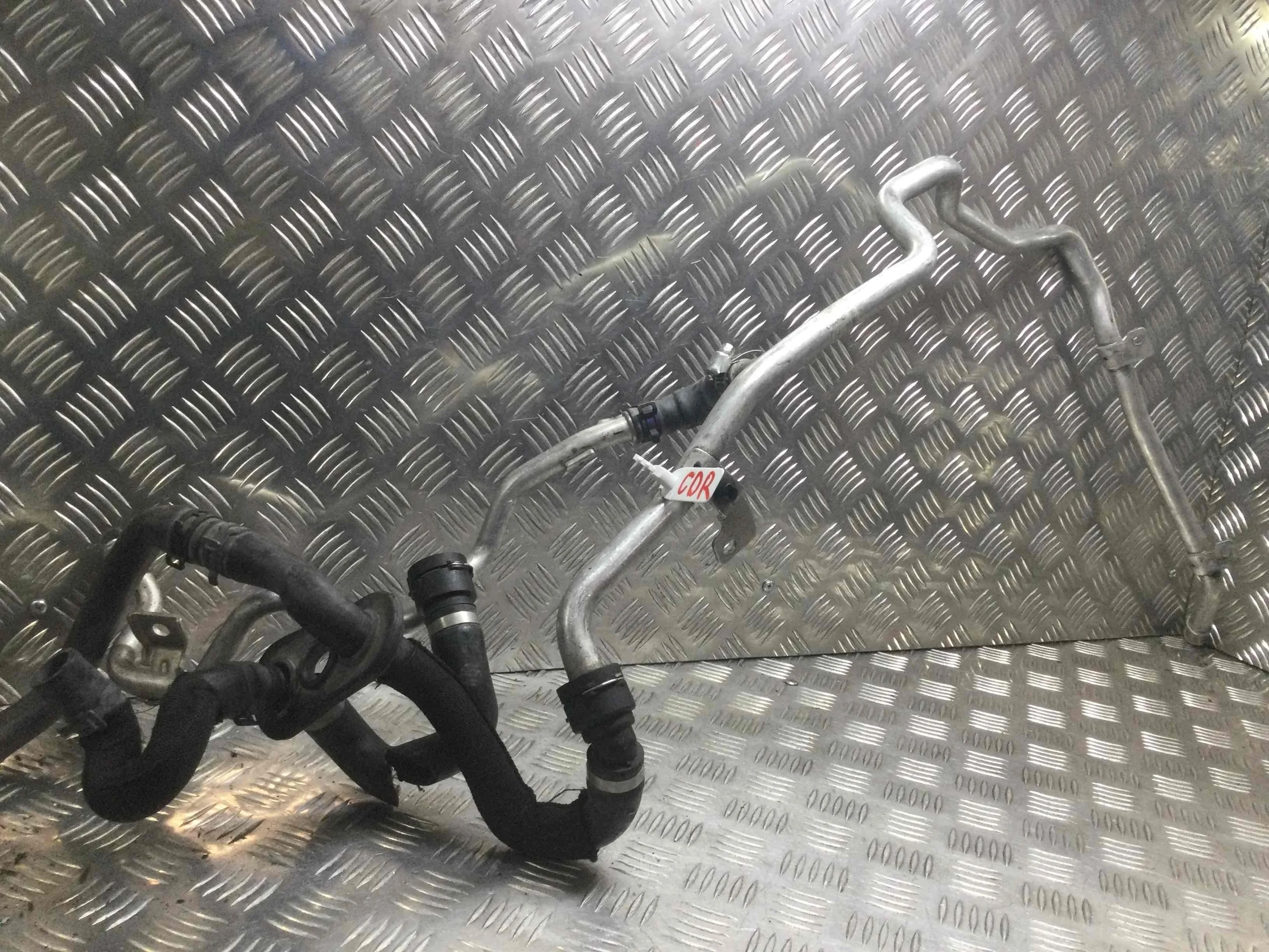 Трубка охлаждающей жидкости металлическая Audi A8 A8 D4 (4H2) 2009 - 2018 бензин 4.2 FSI Автомат Седан