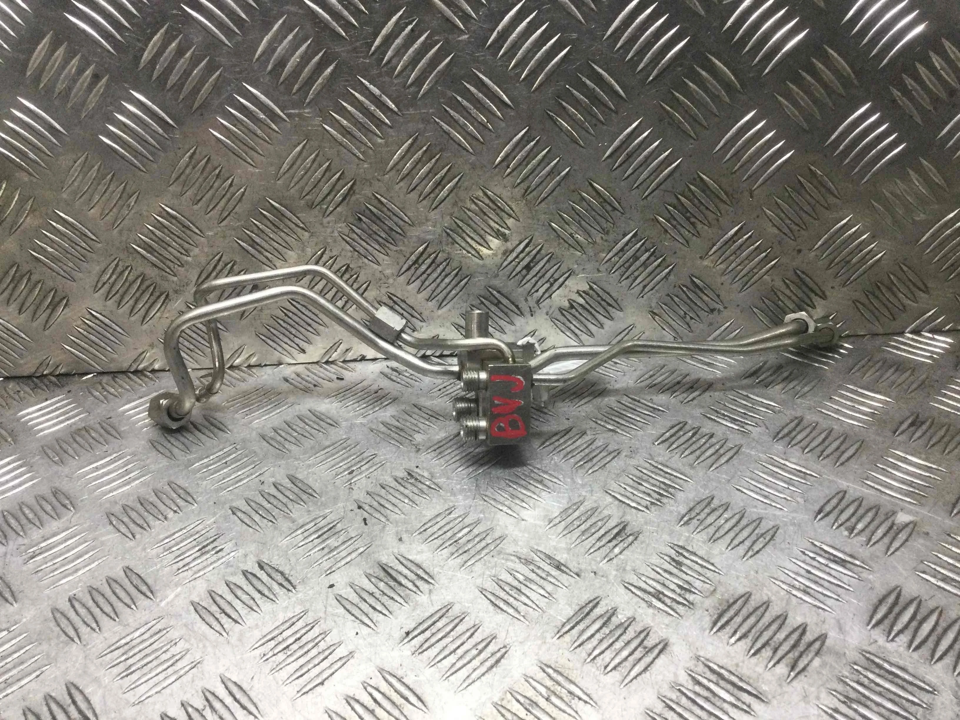 Трубка топливная Audi A6 C6/4F (2004-2008) бензин 4.2 FSI Автомат Седан