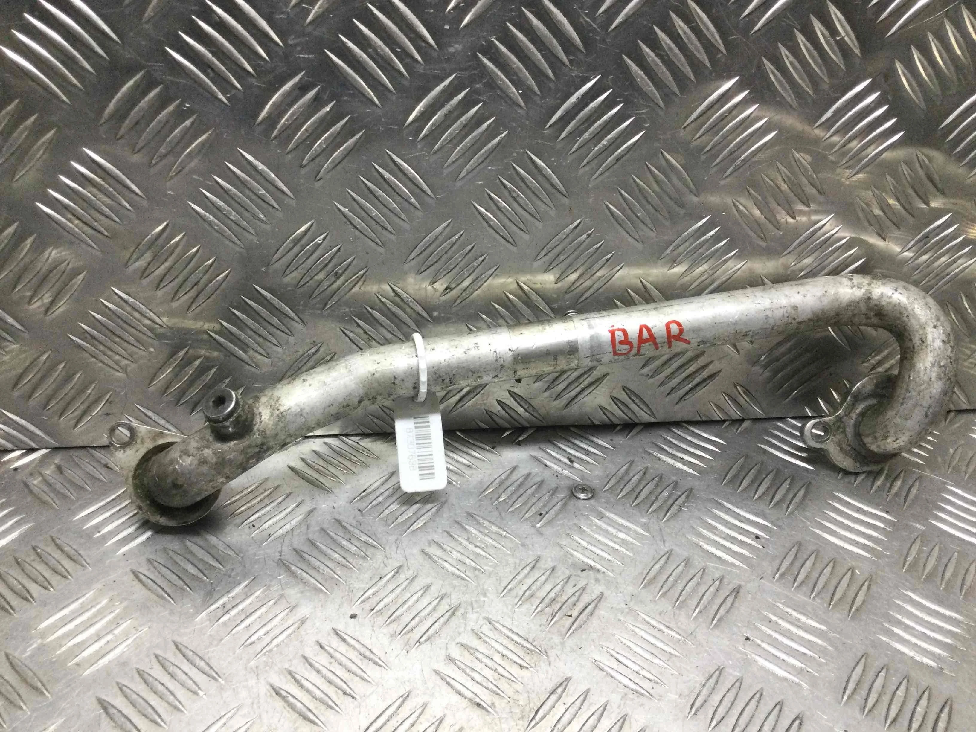 Трубка охлаждающей жидкости металлическая Audi Q7 Q7 4L [рестайлинг] (2008-2015) бензин 4.2 FSI Автомат