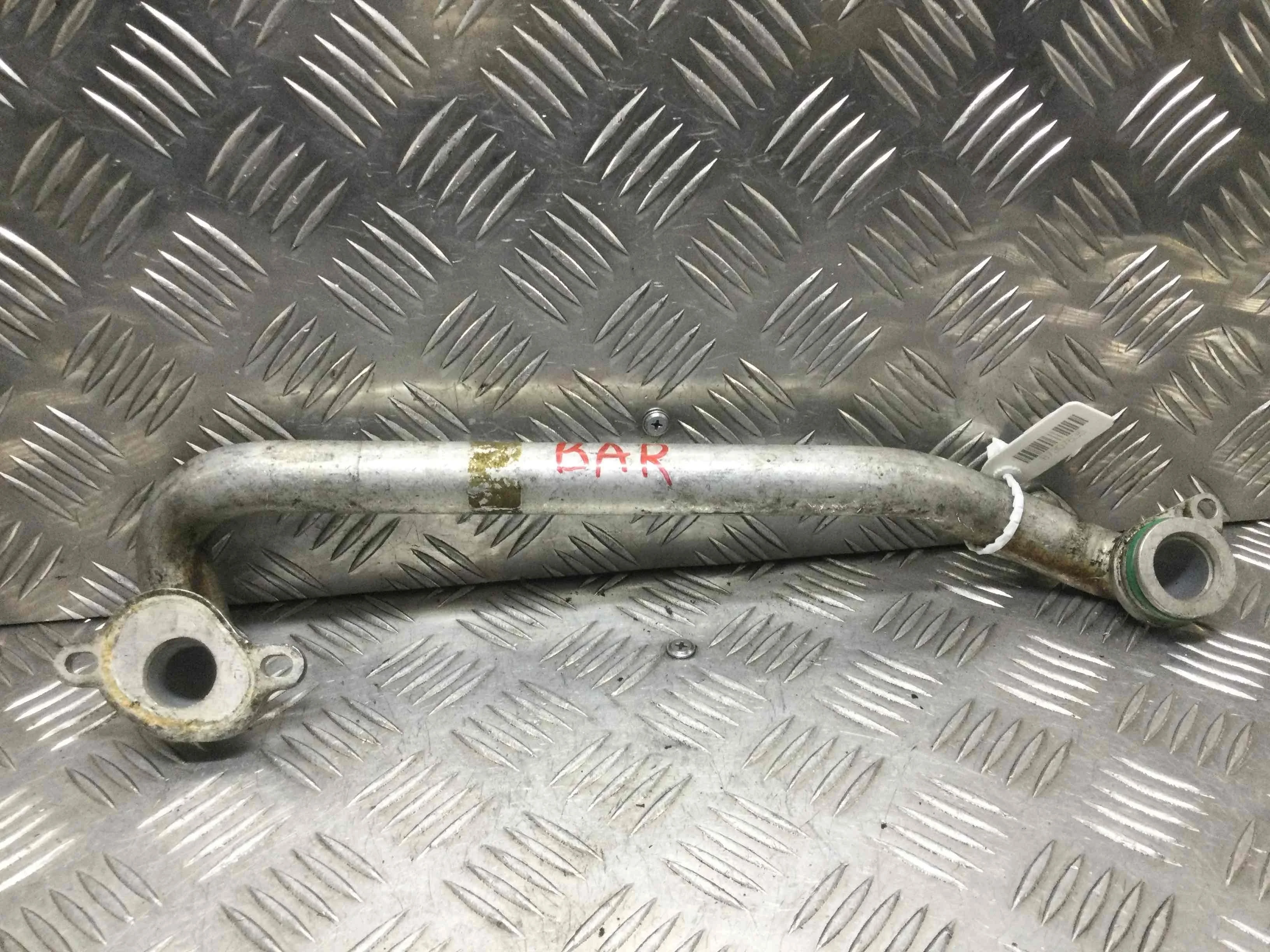 Трубка охлаждающей жидкости металлическая Audi Q7 Q7 4L [рестайлинг] (2008-2015) бензин 4.2 FSI Автомат