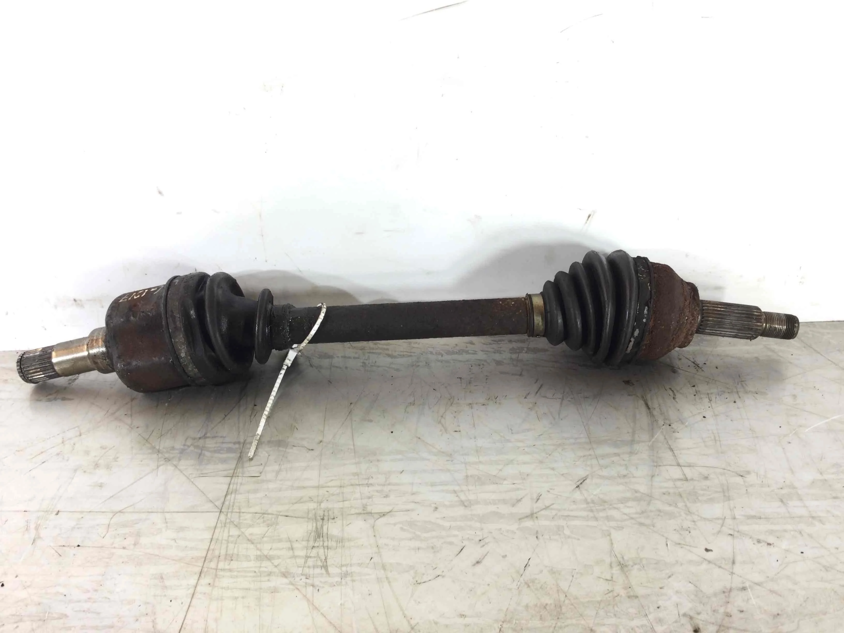 Полуось передняя левая (приводной вал, ШРУС) Ford Mondeo 3 поколение (2000-2003) бензин 1.8 i Механика Универсал