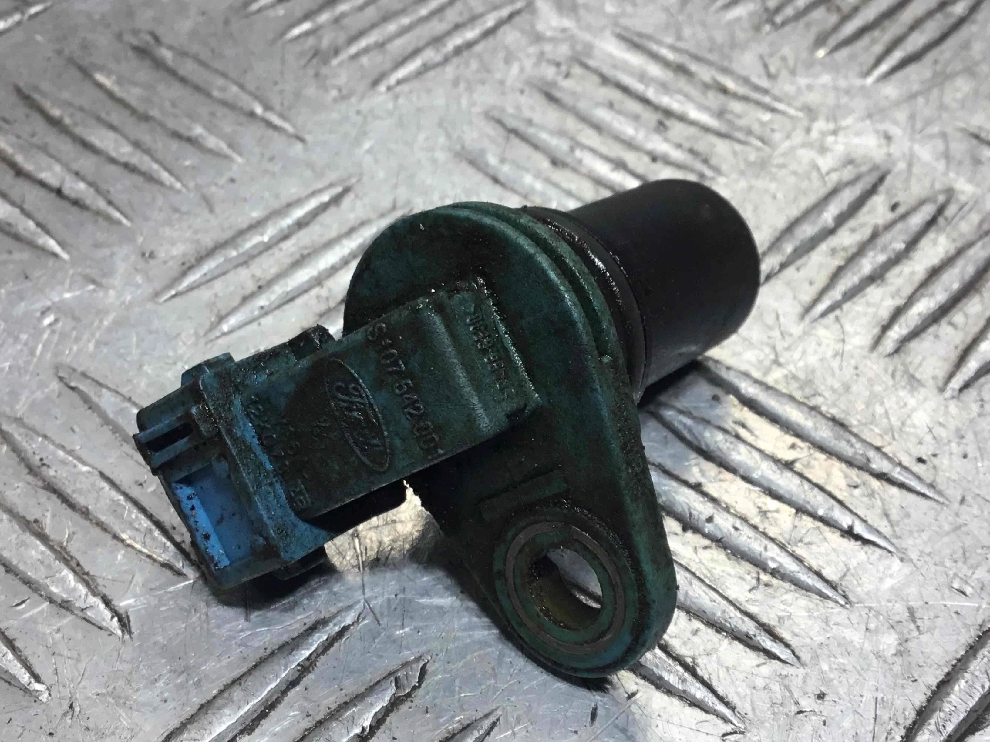 Датчик распредвала Ford Fiesta 5 поколение (2001-2007) бензин 1.4 i Механика Х/б