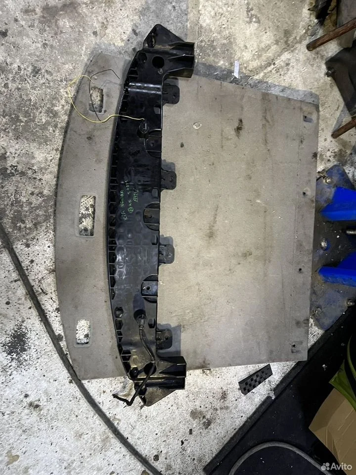 Усилитель бампера передний киа венга