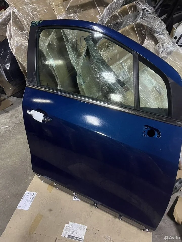 Дверь передняя правая в сборе опель мокка
