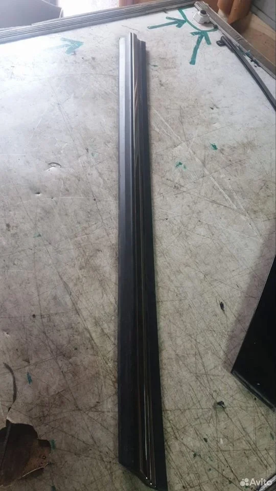 Молдинг двери передний правый Инфинити FX37 S51