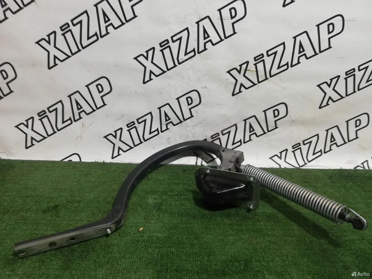 Пружина крышки багажника левая bmw 5 f10