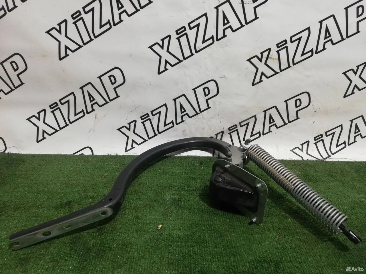 Пружина крышки багажника правая bmw 5 f10