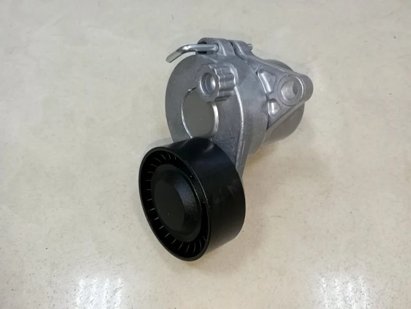 Натяжитель ремня с роликом Mercedes-Benz Sprinter W906