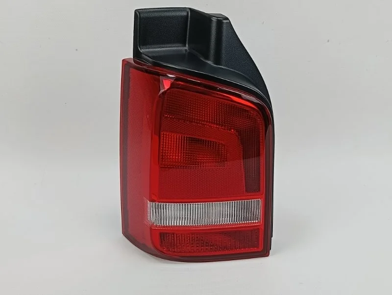 Фонарь Volkswagen Transporter T5