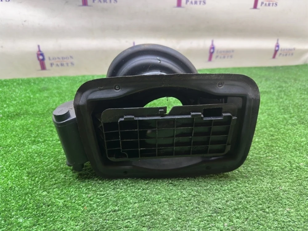 Лючок бензобака BMW E90