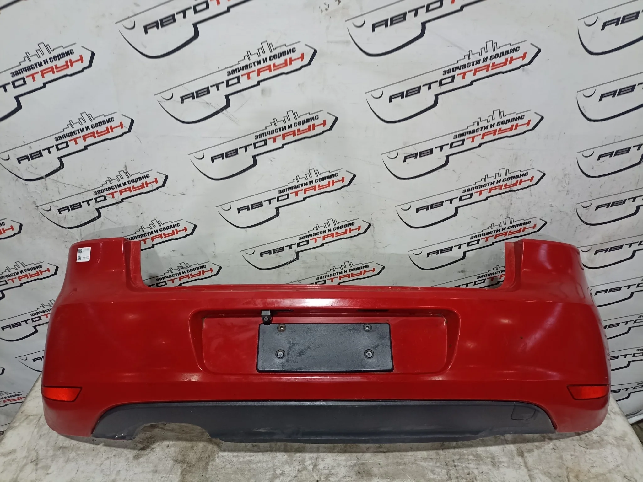 БАМПЕР VOLKSWAGEN 5K6807417 ЗАД красный, LY3D XA5339