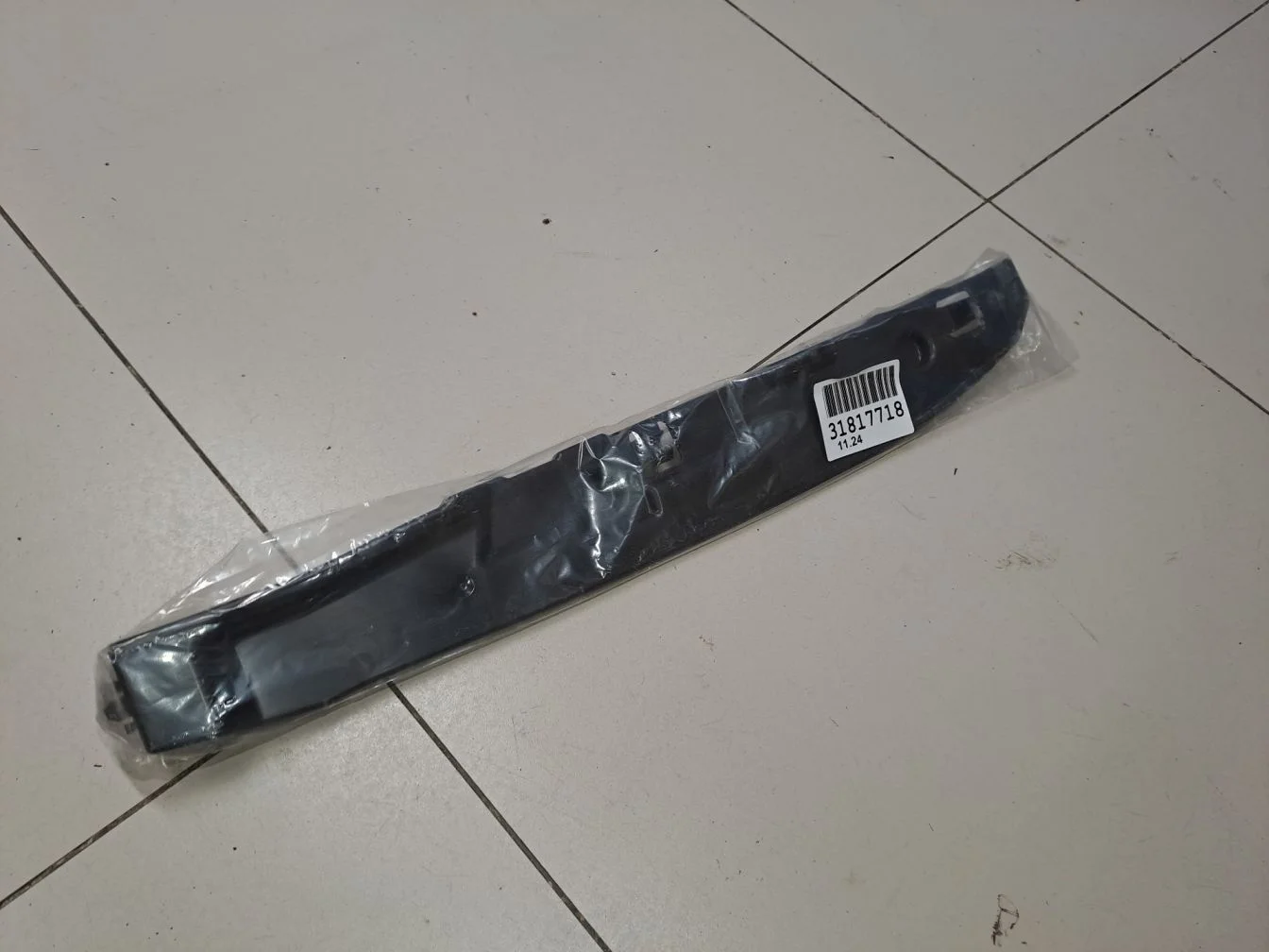 Уплотнитель крыла передний правый для Volkswagen Jetta A6 2010-2018