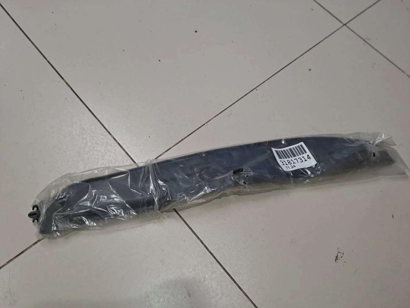 Уплотнитель крыла передний правый для Volkswagen Jetta A6 2010-2018