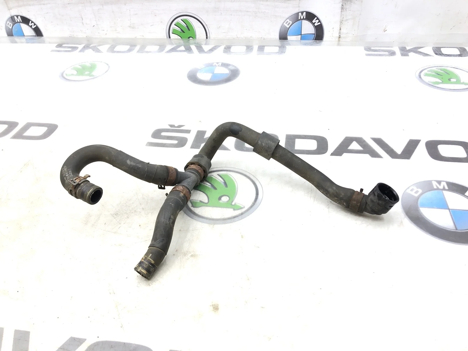 Патрубок системы охлаждения Skoda Octavia 2015 5Q0122051BD A7 (5E) 1.2 CJZA