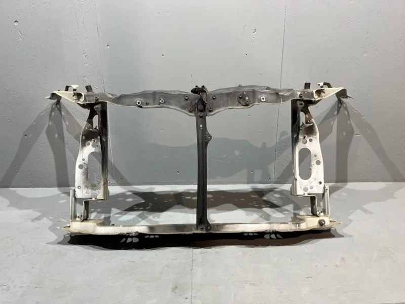 Передняя панель Lexus LS460 USF40