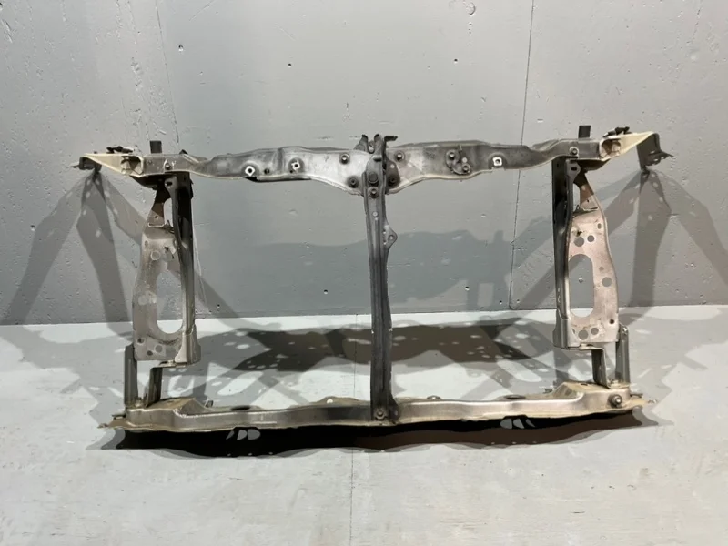 Передняя панель Lexus LS460 USF40