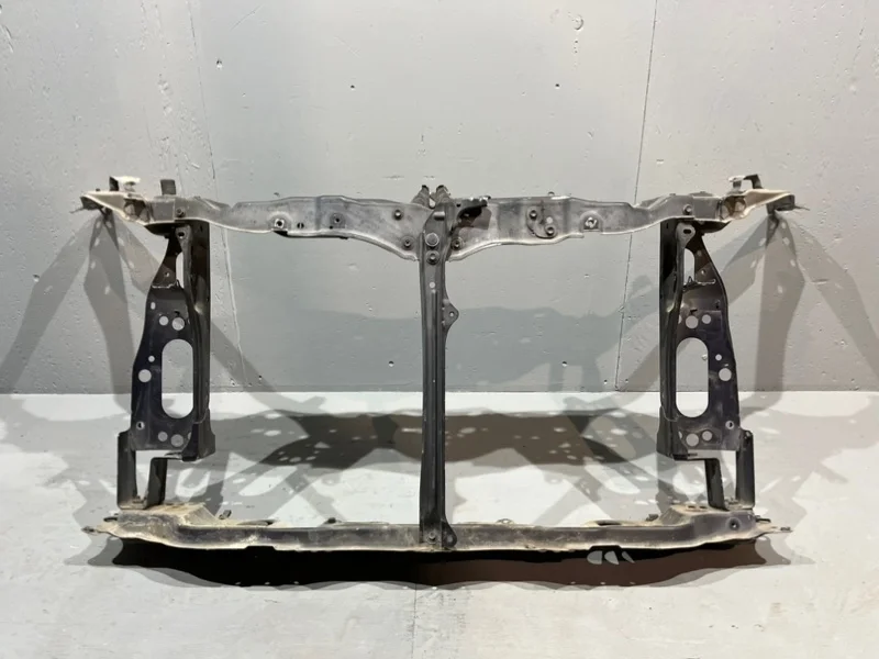 Передняя панель Lexus LS460 USF40