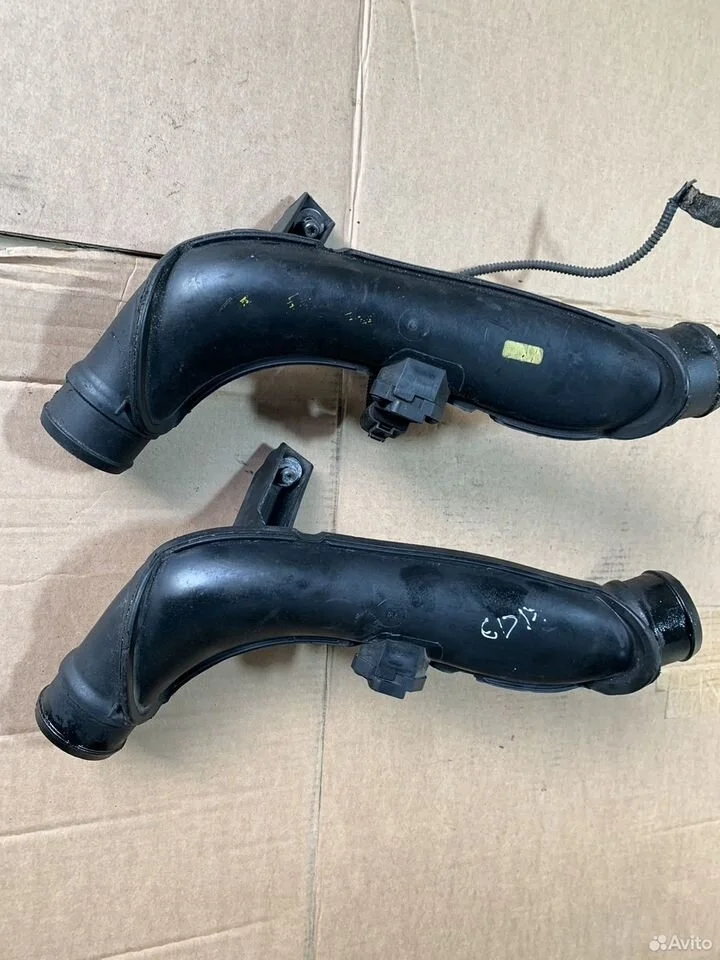 Патрубок интеркуллера 1.8 cda 2.0 caw vw skoda