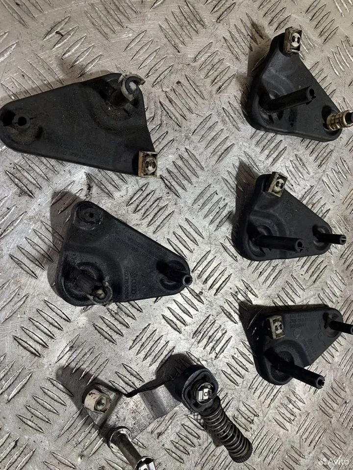 Промежуточный рычаг 1k0711203g vw skoda audi