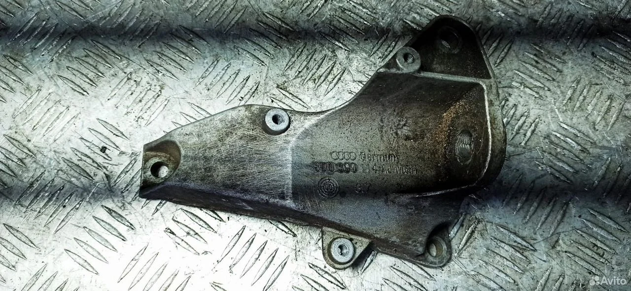 Кронштейн крепления акпп volkswagen audi