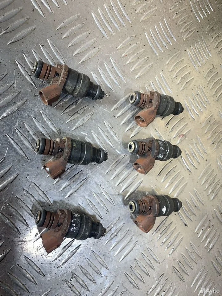 Форсунка топливная ame aze atz 1.4 skoda 047906031