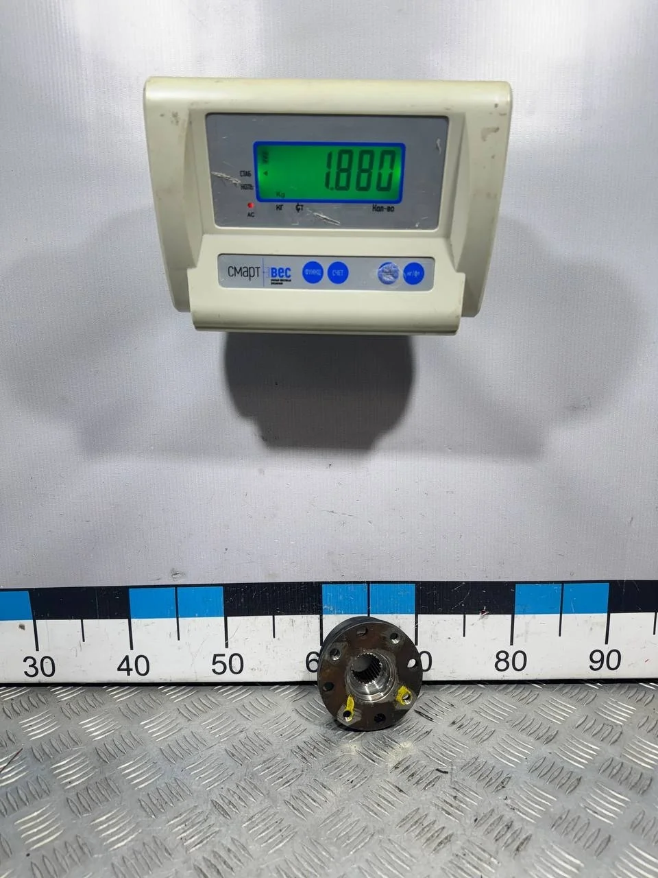 [ЧАСТЬ Б/У] Редуктор заднего моста mot.N43,45,46,52 - Фланец хвостовика заднего моста [Код: 00530931 ]