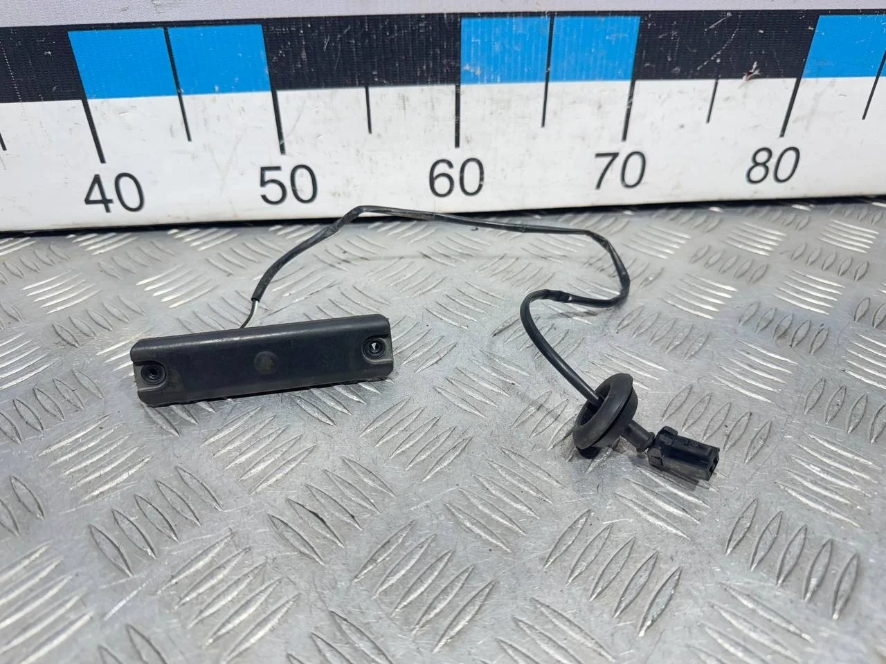 [Б/У] Кнопка открывания багажника [Код: 00529380 ]