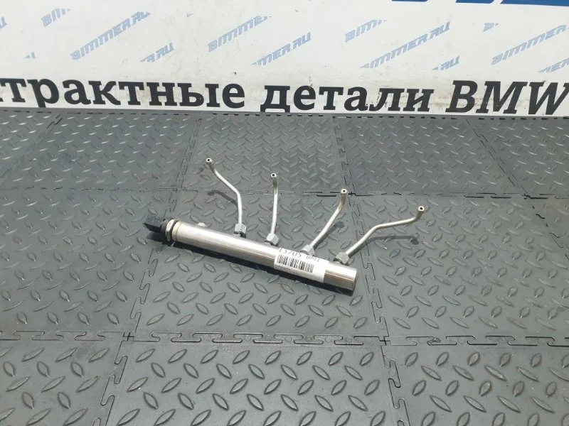 Топливная рампа BMW 328iX 13537585411 F30 N20B20A