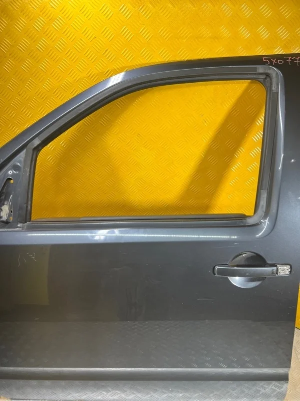 Стекло двери передней левой Nissan Pathfinder (R51M) 2004-2013 2010 80301EB310 2.5 D YD25DDTI