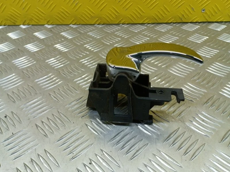 Ручка двери внутренняя задняя правая Nissan Navara (D40) 2004-2015 2010 806704X02B ПИКАП 2.5 D YD25DDTI