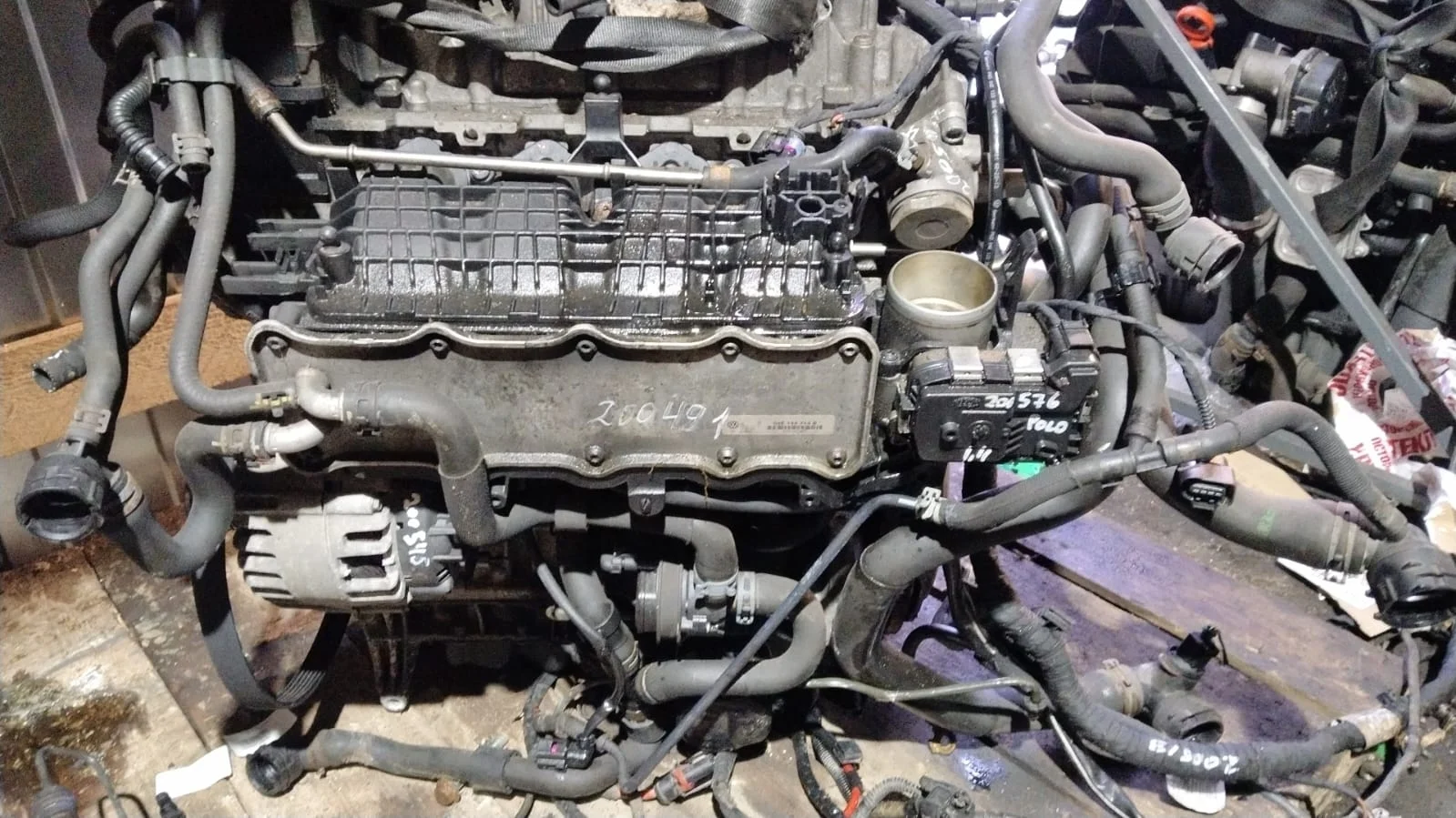 Щуп уровня масла AUDI A3, SKODA OCTAVIA 1Z, VOLKSWAGEN GOLF 5/5+/6, PASSAT B6/B7/CC, TIGUAN CHPA 1,4  2013- б/у A3(2013-;OCTAVIA A7(2013-;GOLF 7(2013-