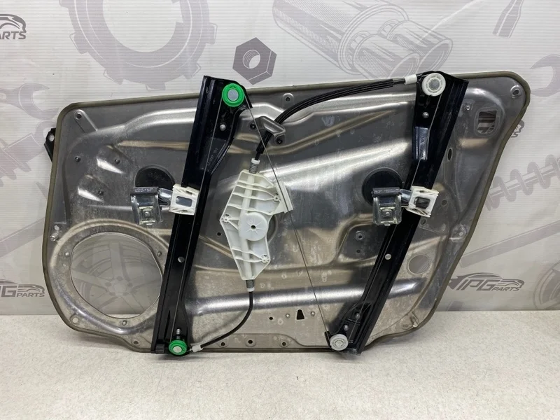 Стеклоподъемник передний левый Mercedes-benz 2007 W204