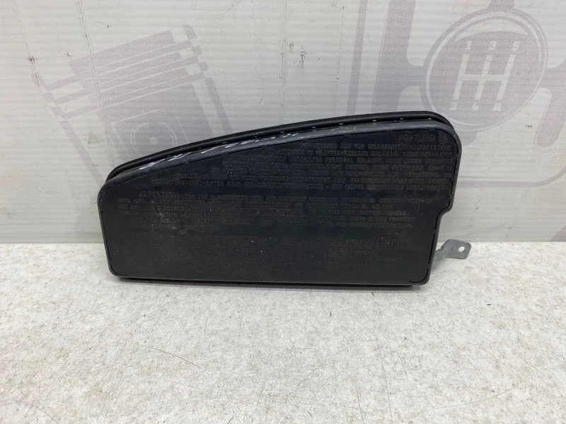 Подушка безопасности правого сиденья Mercedes-benz 2008 W221