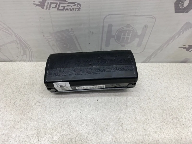 Подушка безопасности в торпеду Mercedes-benz 2006 W211