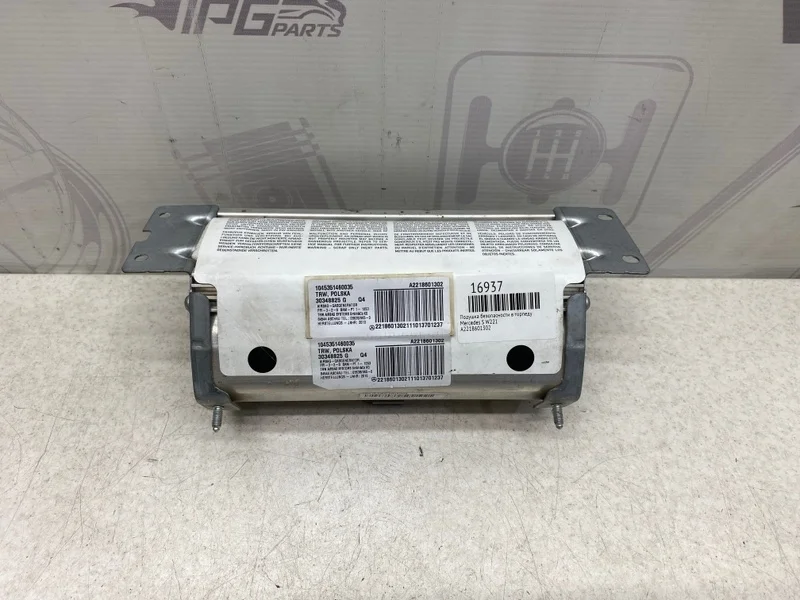 Подушка безопасности в торпеду Mercedes-benz W221