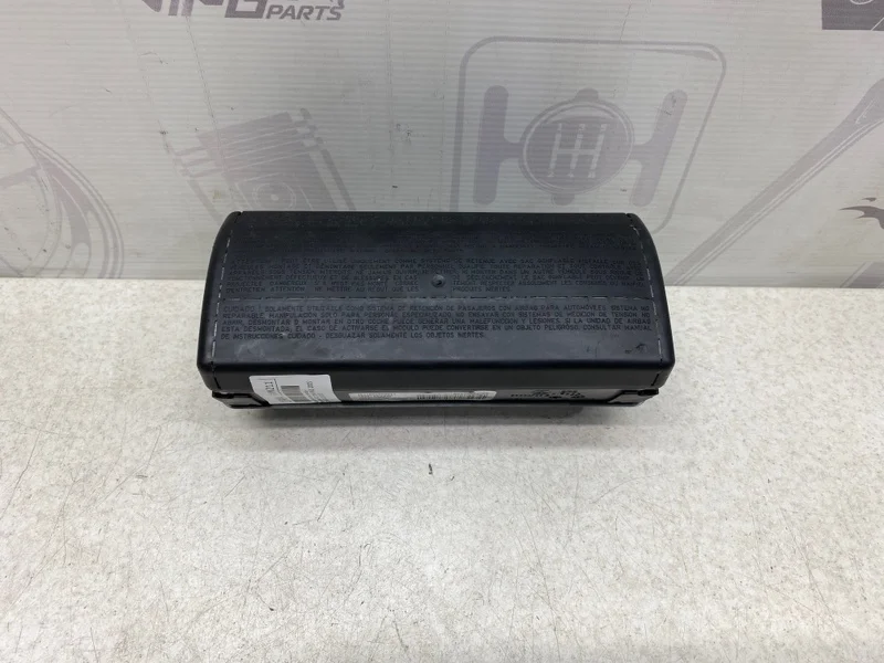 Подушка безопасности в торпеду Mercedes-benz 2005 W211