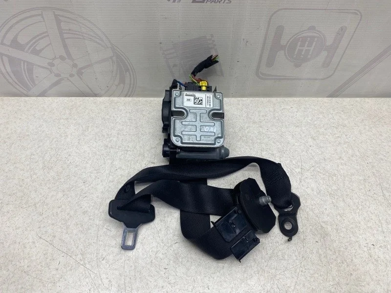 Ремень безопасности передний правый Mercedes-benz W211