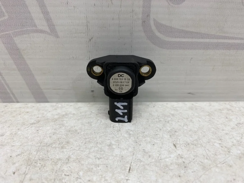 Датчик давления Mercedes-benz W204