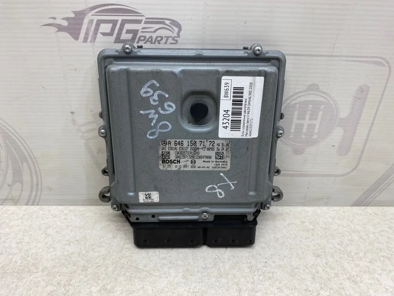 Блок управления двигателем Mercedes-benz Vito 2008 W639