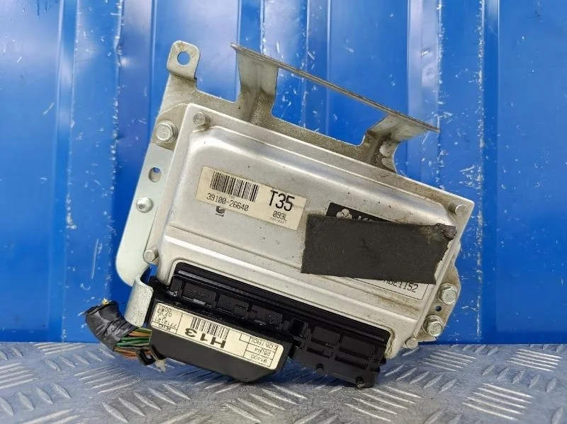 Блок управления ДВС Hyundai Accent 2007 9030930093F 2 1.5 G4EC