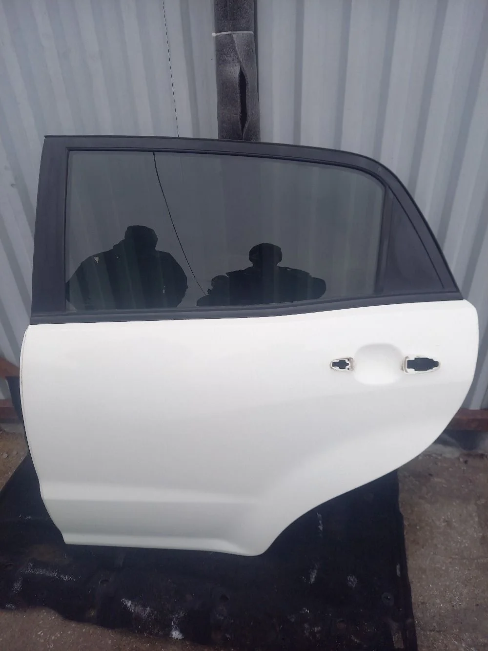 Дверь задняя левая SsangYong Actyon Sports I рестайлинг (2012—2016) 2015 белый