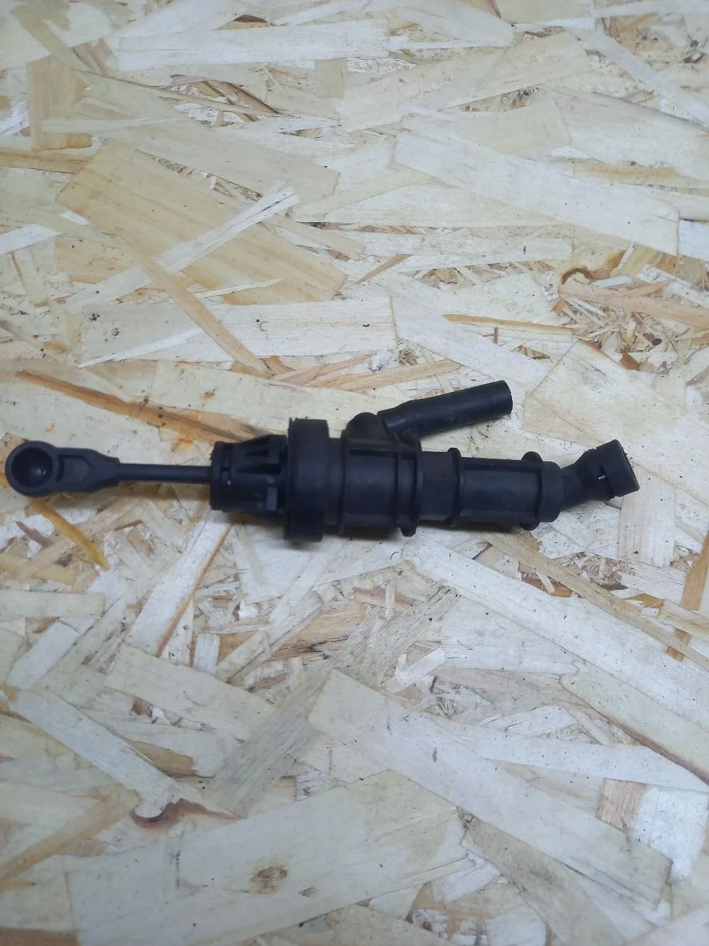 Цилиндр сцепления главный Citroen C-Crosser I (2007—2013) 2009 KTR - СЕРАЯ ЭМАЛЬ PILBARA (ПИЛЬБ