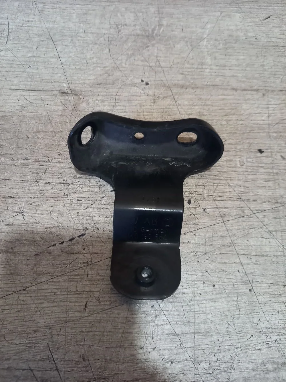 Кронштейн опоры двигателя Skoda Octavia II рестайлинг (2008—2013) 2012 3U/F8K