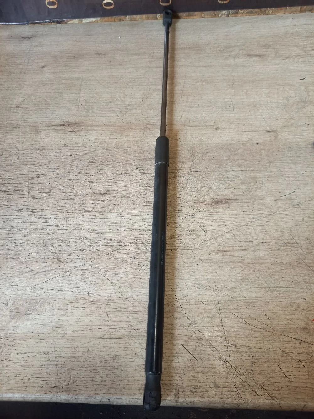 Амортизатор крышки багажника Skoda Octavia II рестайлинг (2008—2013) 2012 3U/F8K