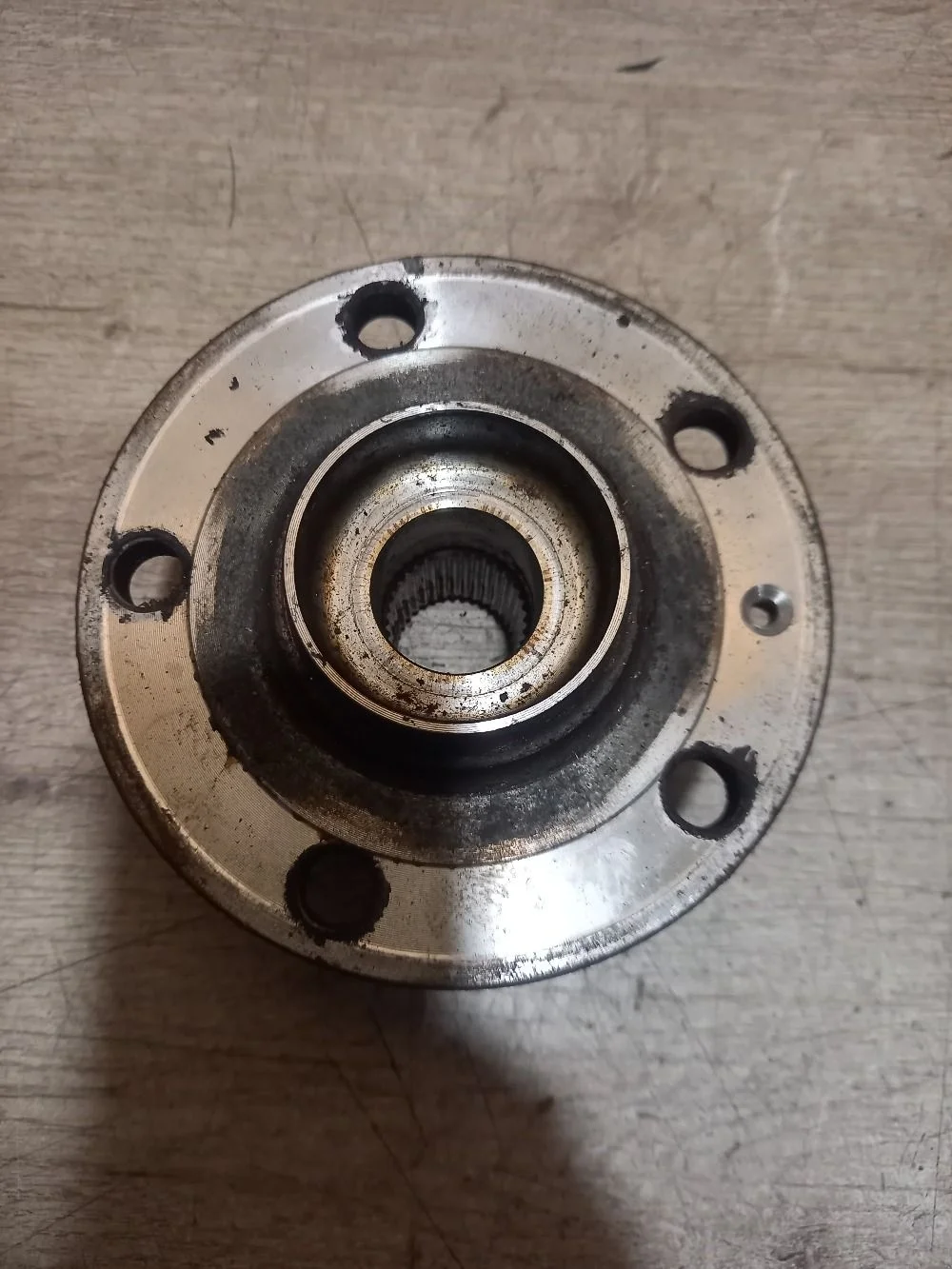 Ступица передняя Skoda Octavia II рестайлинг (2008—2013) 2012 3U/F8K