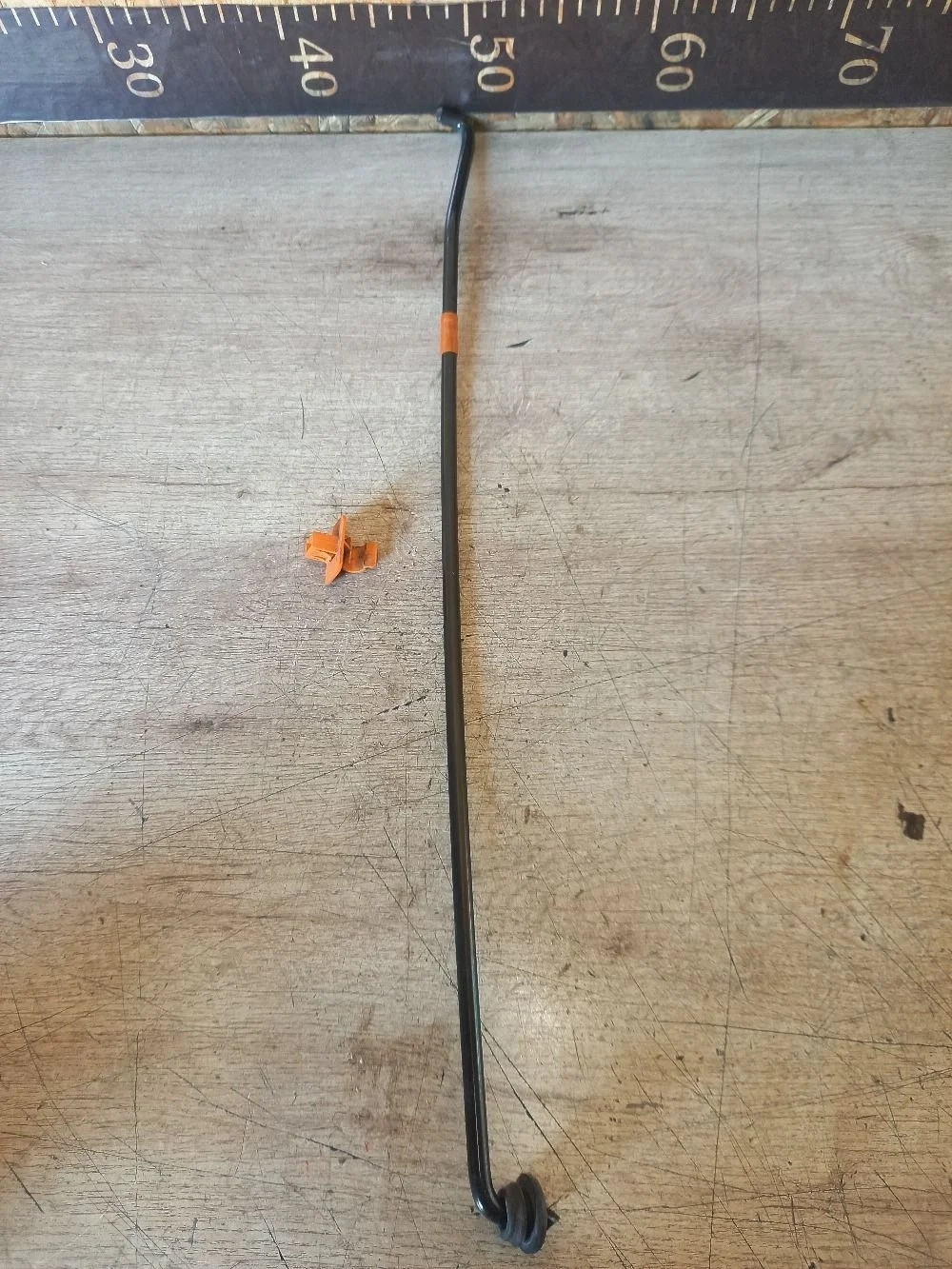 Держатель капота Skoda Octavia II рестайлинг (2008—2013) 2012 3U/F8K